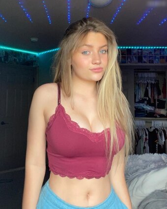 adelecash / itsadelecash Nude Leaks Photo 12