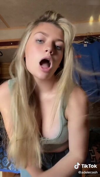 adelecash / itsadelecash Nude Leaks Photo 14