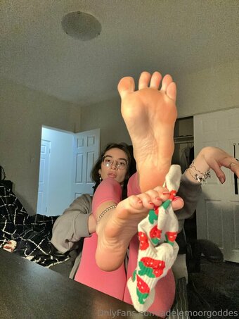 adelemoorgoddes Nude Leaks Photo 1