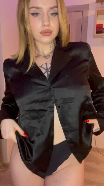 adelepeach Nude Leaks Photo 15