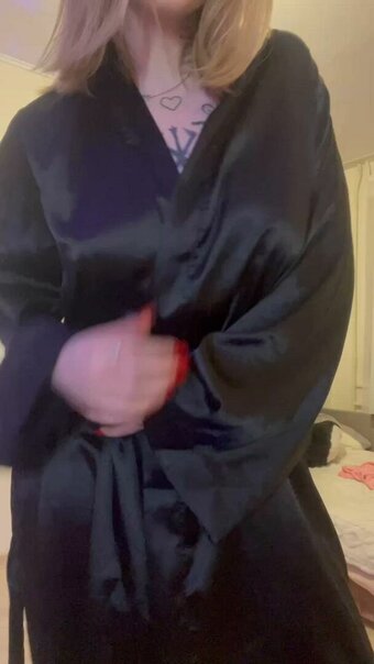 adelepeach Nude Leaks Photo 17