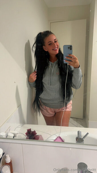 adhdbritt Nude Leaks Photo 4