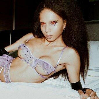 adjust-rain Nude Leaks Photo 2