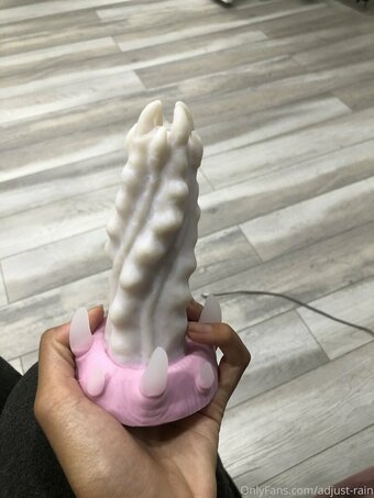 adjust-rain Nude Leaks Photo 12
