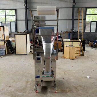 Adrian Naeves Nude Leaks Photo 5