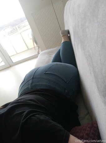 adyee Nude Leaks Photo 12