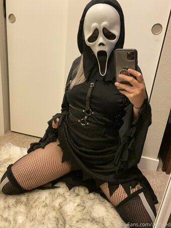 aelflaed Nude Leaks Photo 13