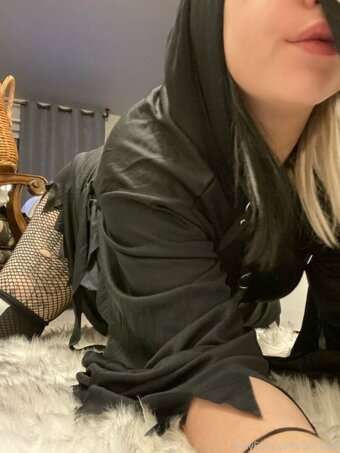 aelflaed Nude Leaks Photo 24