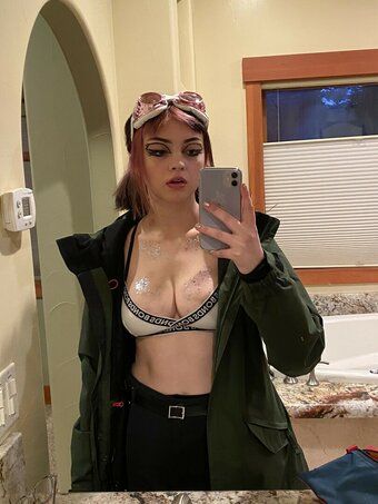 aespup Nude Leaks Photo 2