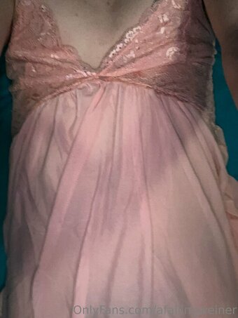 afallingweiner Nude Leaks Photo 11