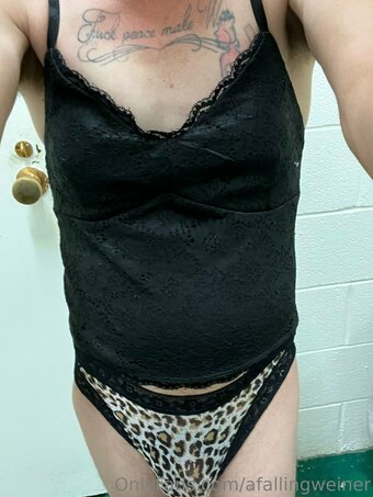 afallingweiner Nude Leaks Photo 22