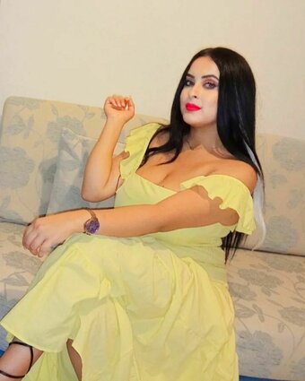Ahlem / ahlam1 / ahlem.loulou Nude Leaks OnlyFans Photo 4
