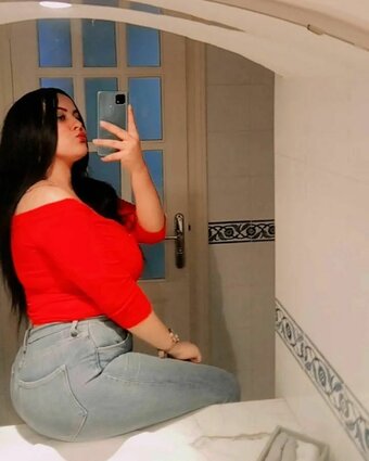 Ahlem / ahlam1 / ahlem.loulou Nude Leaks OnlyFans Photo 10