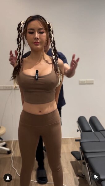 _ai_xi_bb / Ashley Nude Leaks Photo 3