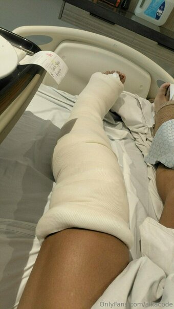 aikacode Nude Leaks Photo 21