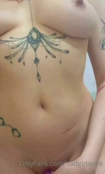 aime_e__ Nude Leaks Photo 5