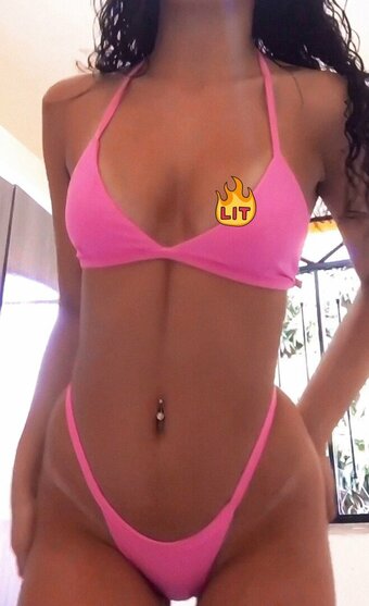 Aka2ll Nude Leaks Photo 17