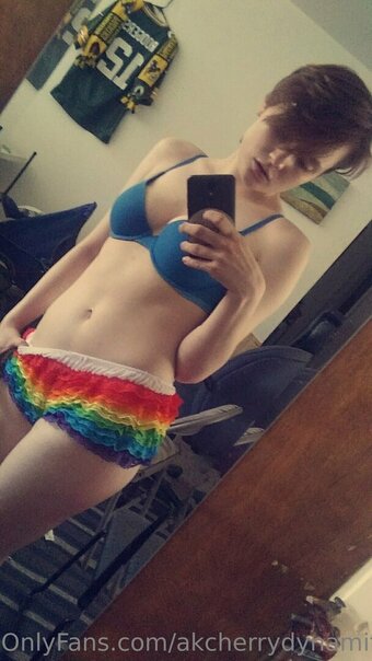 akcherrydynamite Nude Leaks Photo 9