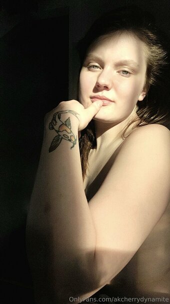 akcherrydynamite Nude Leaks Photo 24