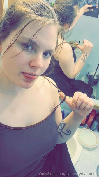 akcherrydynamite Nude Leaks Photo 27
