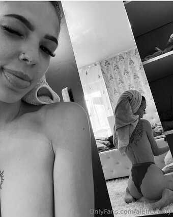 alefreeonly Nude Leaks Photo 24
