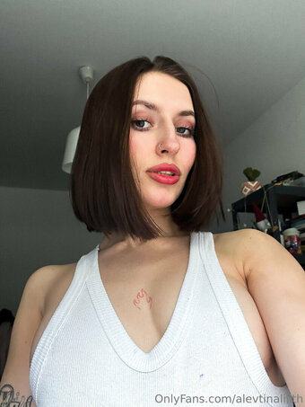 alevtinalilith Nude Leaks Photo 25