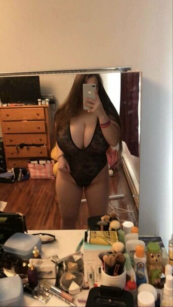Alexa E / alexa_.e / alexa_breit Nude Leaks OnlyFans Photo 27