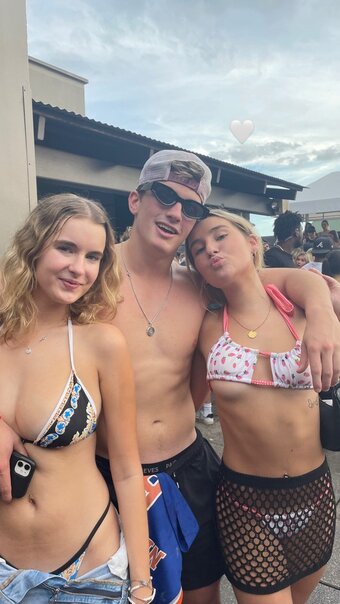 Alexa Meyer / alexameyerrr Nude Leaks Photo 10