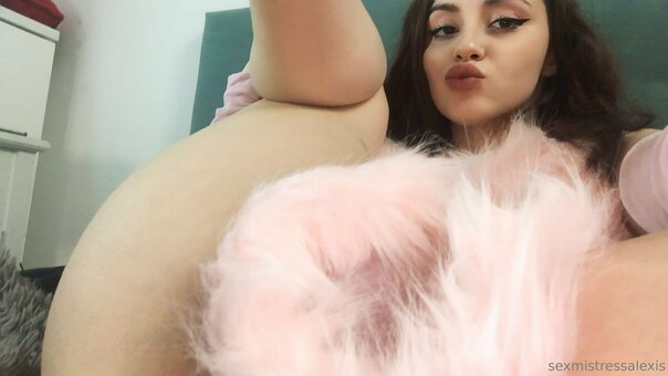 alexislayer Nude Leaks Photo 10