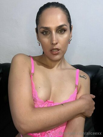 ali.cee Nude Leaks Photo 4