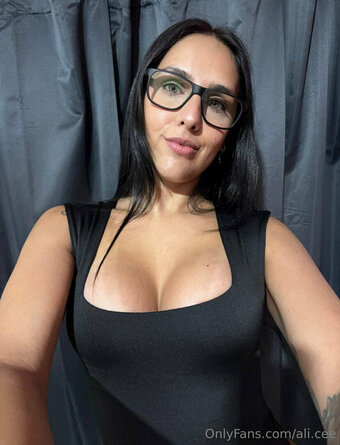 ali.cee Nude Leaks Photo 14