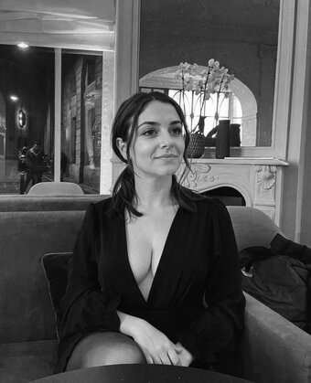 Aliaghted / French busty wife / https: Nude Leaks Photo 4