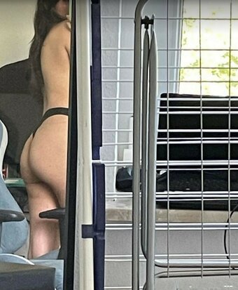 Alias_al / Darcy / aliasofficial / upontheoutskirts Nude Leaks OnlyFans Photo 9