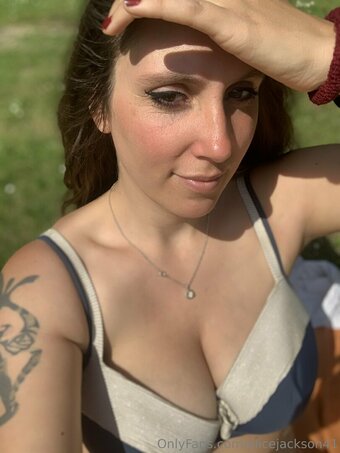 alicejackson41 Nude Leaks Photo 6