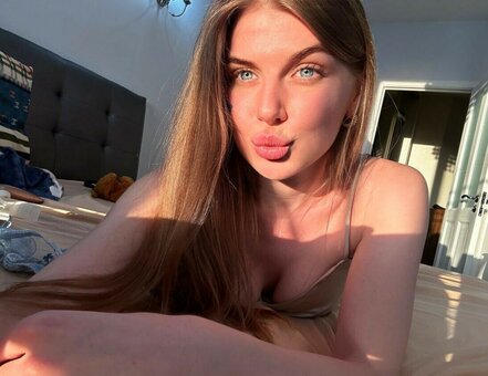 alicerabdit / aliceturner / littlerabdit / yourwhiterabbit21 Nude Leaks OnlyFans Photo 9