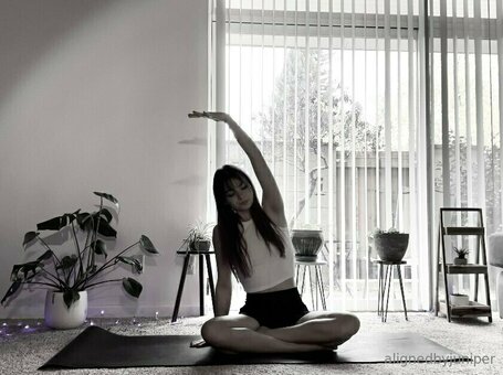 alignwithjuniper / junipershrub Nude Leaks OnlyFans Photo 16