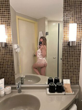 alinacutebabe Nude Leaks Photo 14