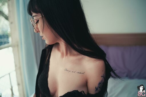 alineem / alineem_ Nude Leaks OnlyFans Photo 10