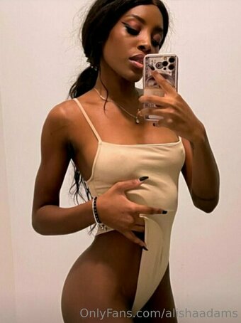 alishaadams Nude Leaks Photo 9