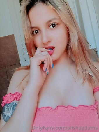 alishaadams Nude Leaks Photo 17