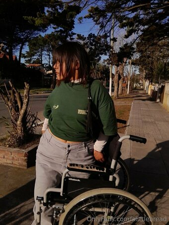 alittlebread Nude Leaks Photo 20