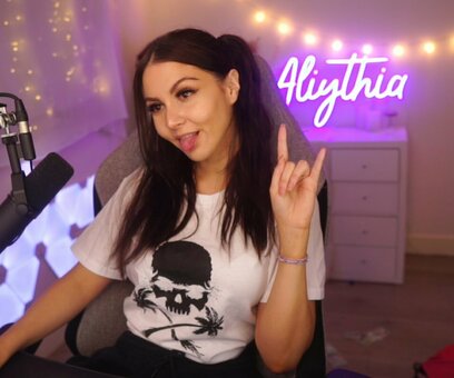 Aliythia / alitaliya__ Nude Leaks OnlyFans Photo 6