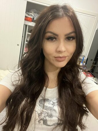 Aliythia / alitaliya__ Nude Leaks OnlyFans Photo 8