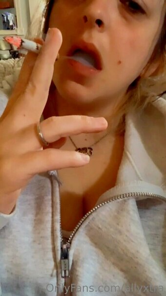 allyxtra Nude Leaks Photo 2