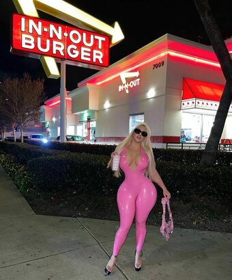 almightybaggatarius / almightyswaggatarius Nude Leaks OnlyFans Photo 4