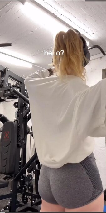 almost.cesca Nude Leaks Photo 1