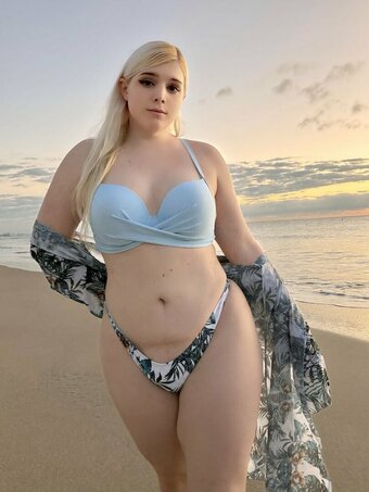 AlsoAmandaRae Nude Leaks Photo 8