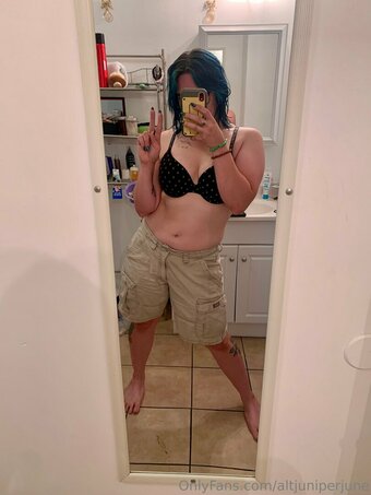 altjuniperjune Nude Leaks Photo 10
