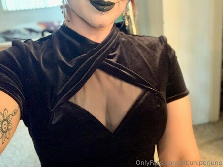 altjuniperjune Nude Leaks Photo 27