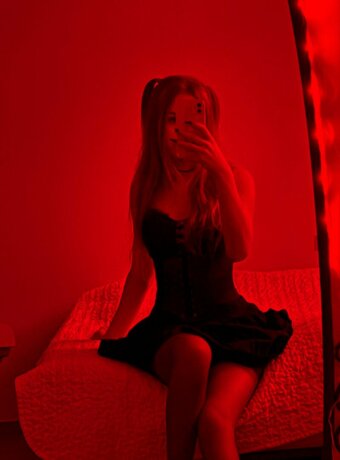 alus1a / alusia Nude Leaks Photo 1